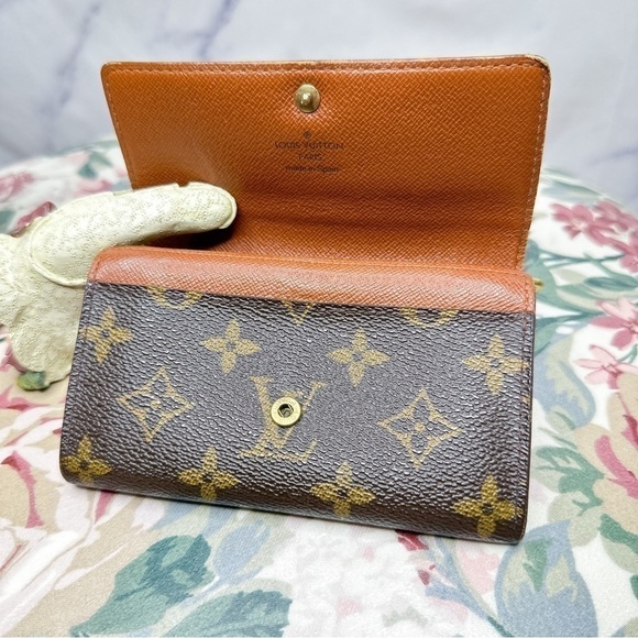 Louis Vuitton | Monogram Porte Monnaie Zip Bifold Wallet - Picture 5 of 14